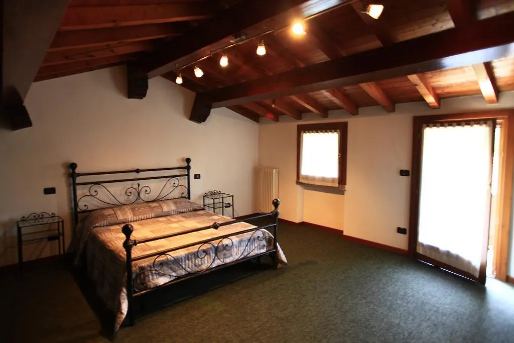 Oasi Del Garda Apartment Monzambano Italy