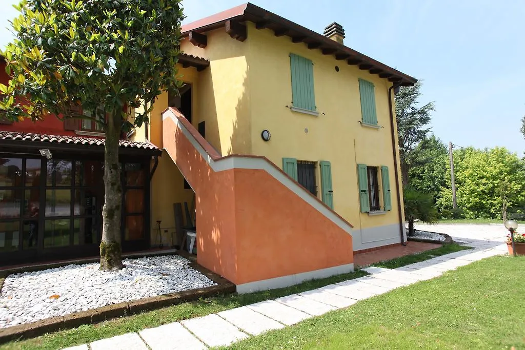 Oasi Del Garda Apartment Monzambano Italy