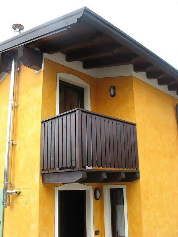Oasi Del Garda Apartamento Monzambano