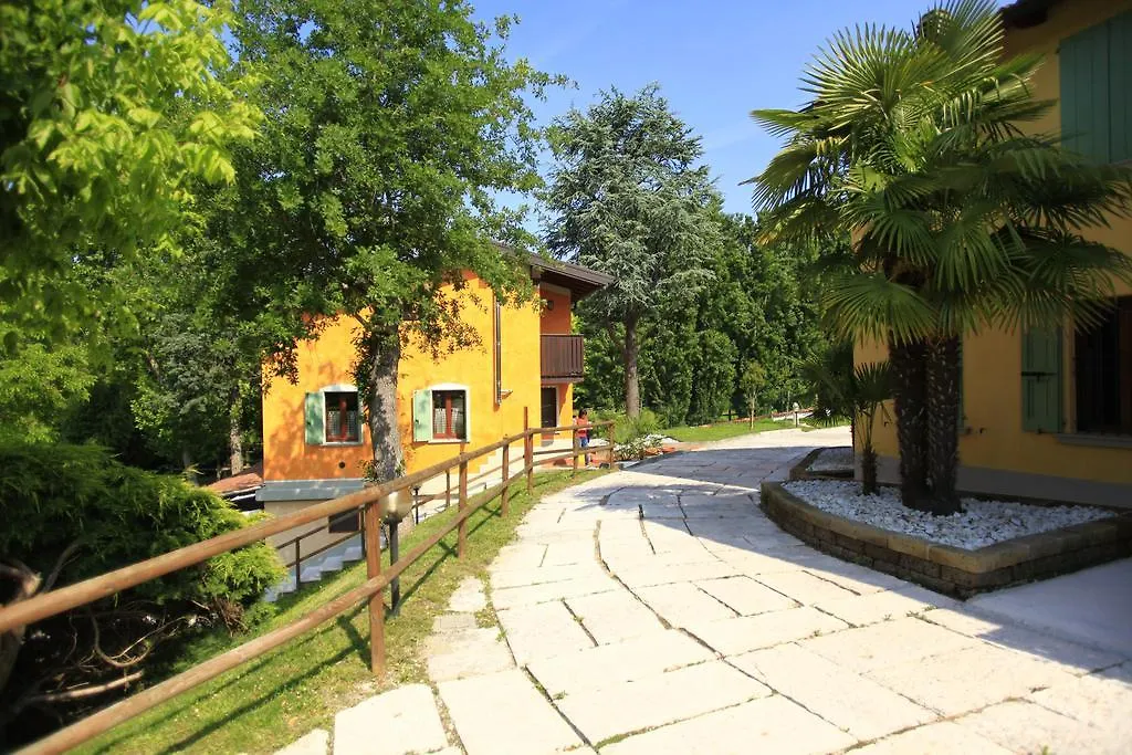 Oasi Del Garda Apartment Monzambano
