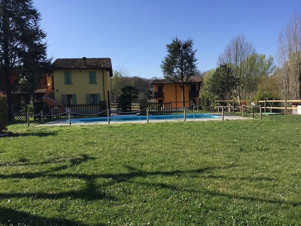 Oasi Del Garda Apartment Monzambano